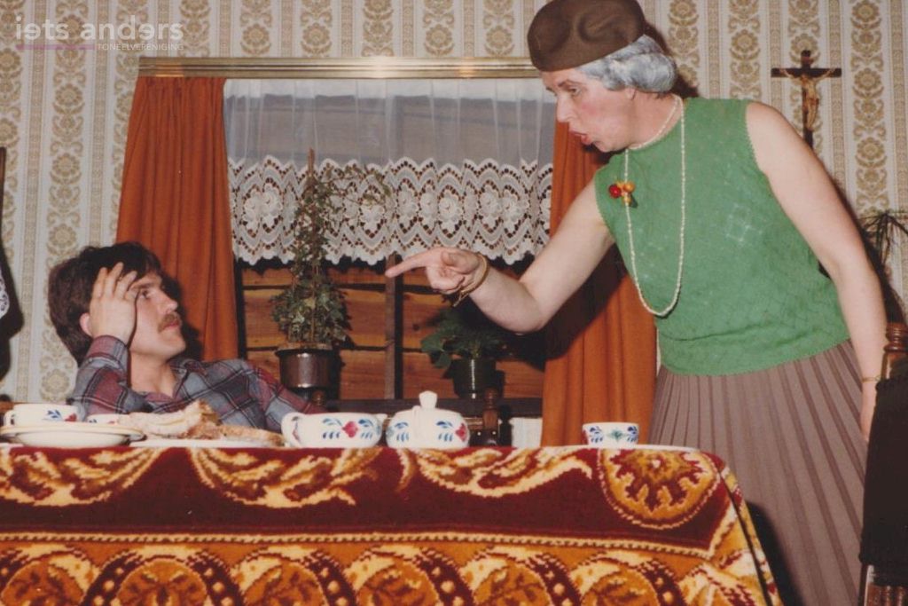 Amor richt zijn pijlen zelf